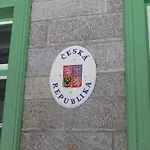 Na Hranici *
