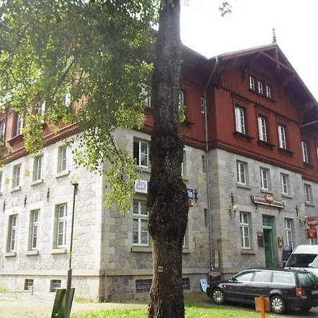 Pension Na Hranici *