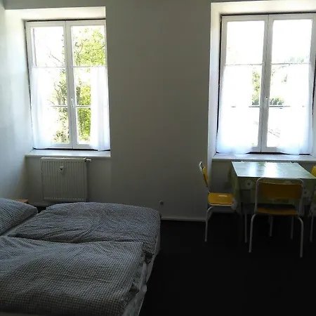Apartment Pension Na Hranici *