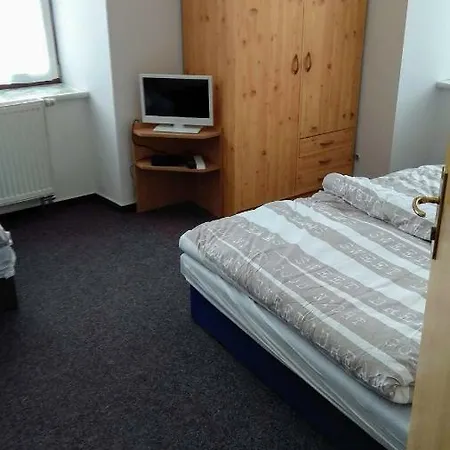 Pension Na Hranici *